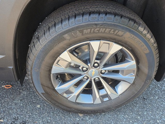 2026 Chevrolet Equinox LT photo 4