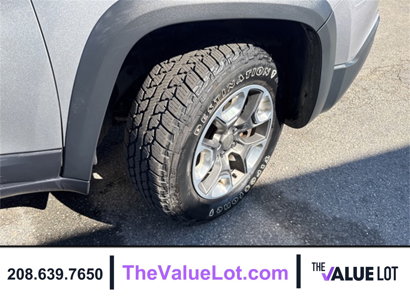 2019 Jeep Cherokee Trailhawk photo 11