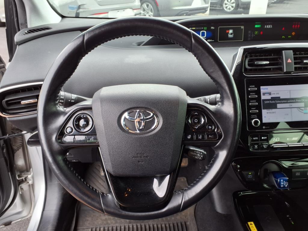 2022 Toyota Prius XLE photo 19
