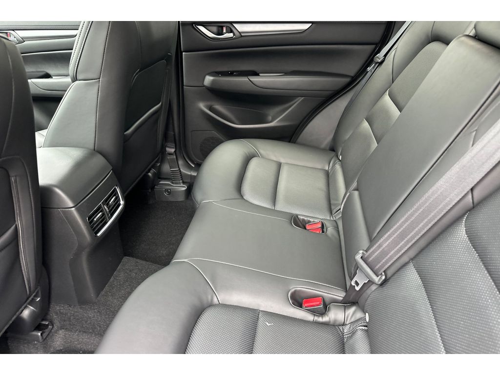 2025 Mazda CX-5 2.5 Select photo 11