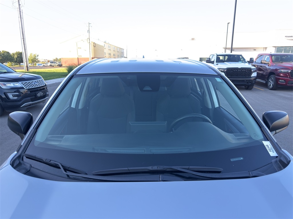 2024 Toyota RAV4 LE photo 25