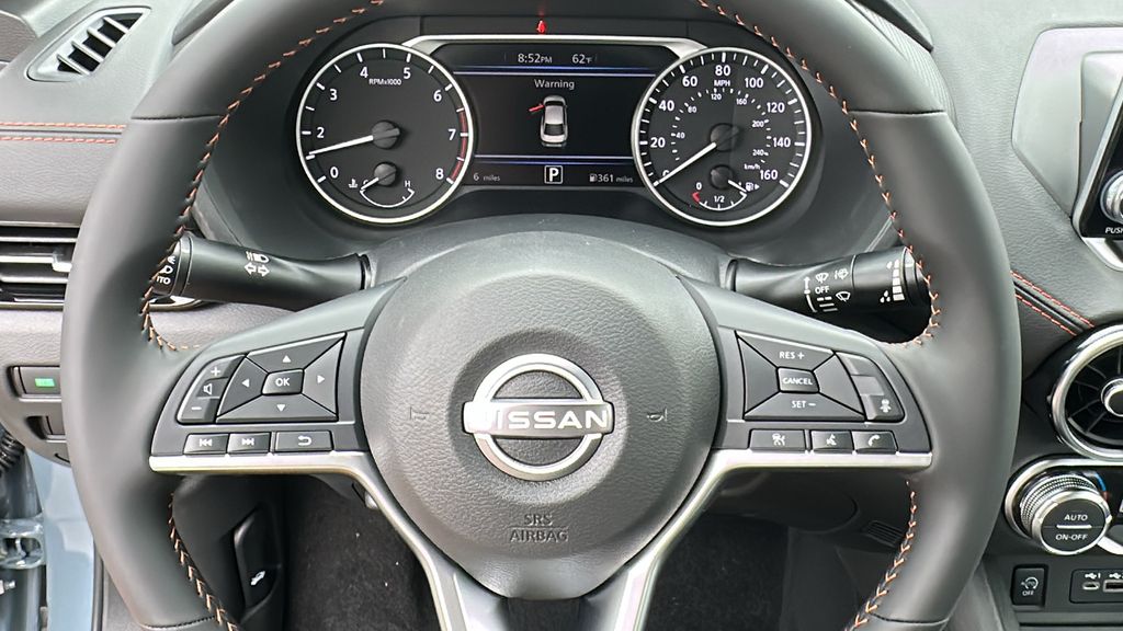 2025 Nissan Sentra SR photo 11