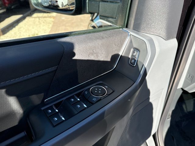 2025 Ford F-150 XLT photo 15