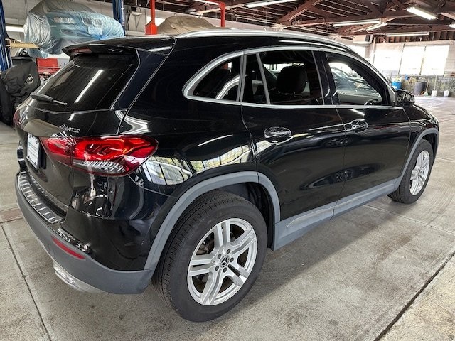 2022 Mercedes Benz GLA 250 4MATIC photo 2