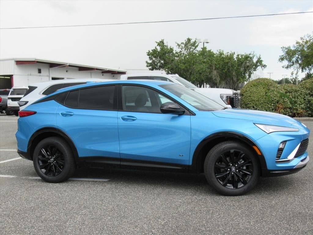 2026 Buick Envista ST photo 2