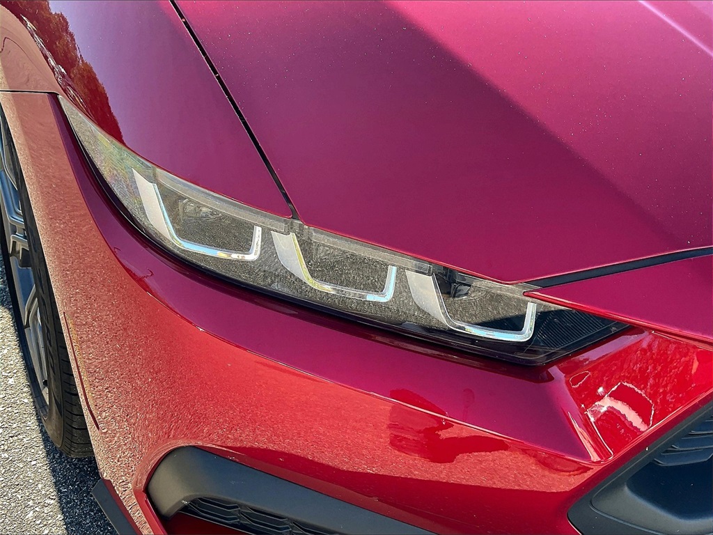 2024 Ford Mustang EcoBoost photo 27