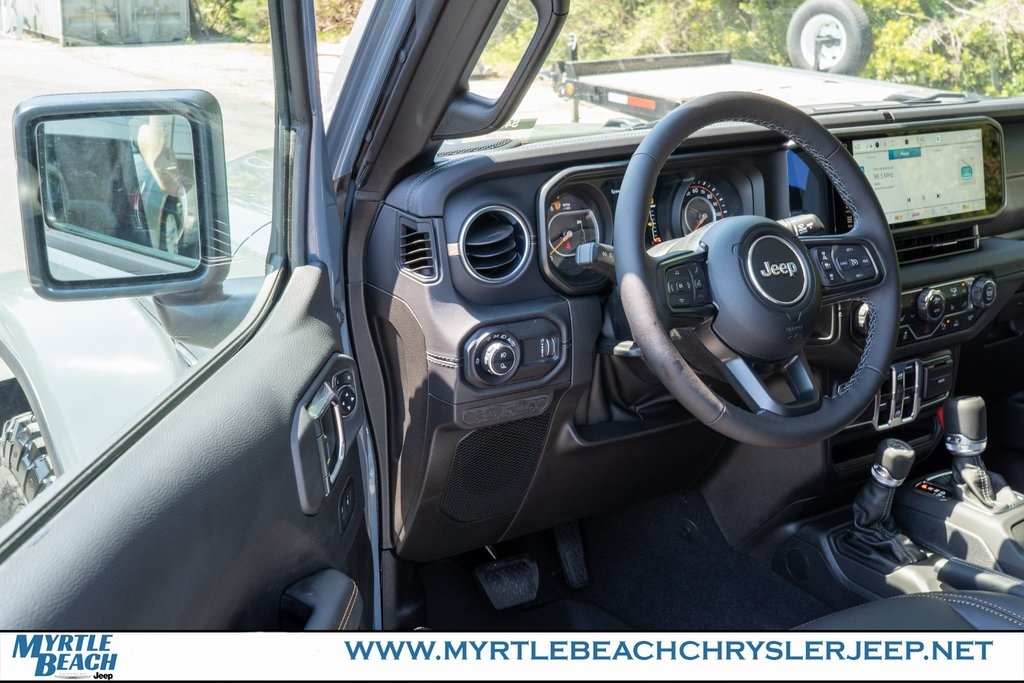 2025 Jeep Gladiator Sport photo 15