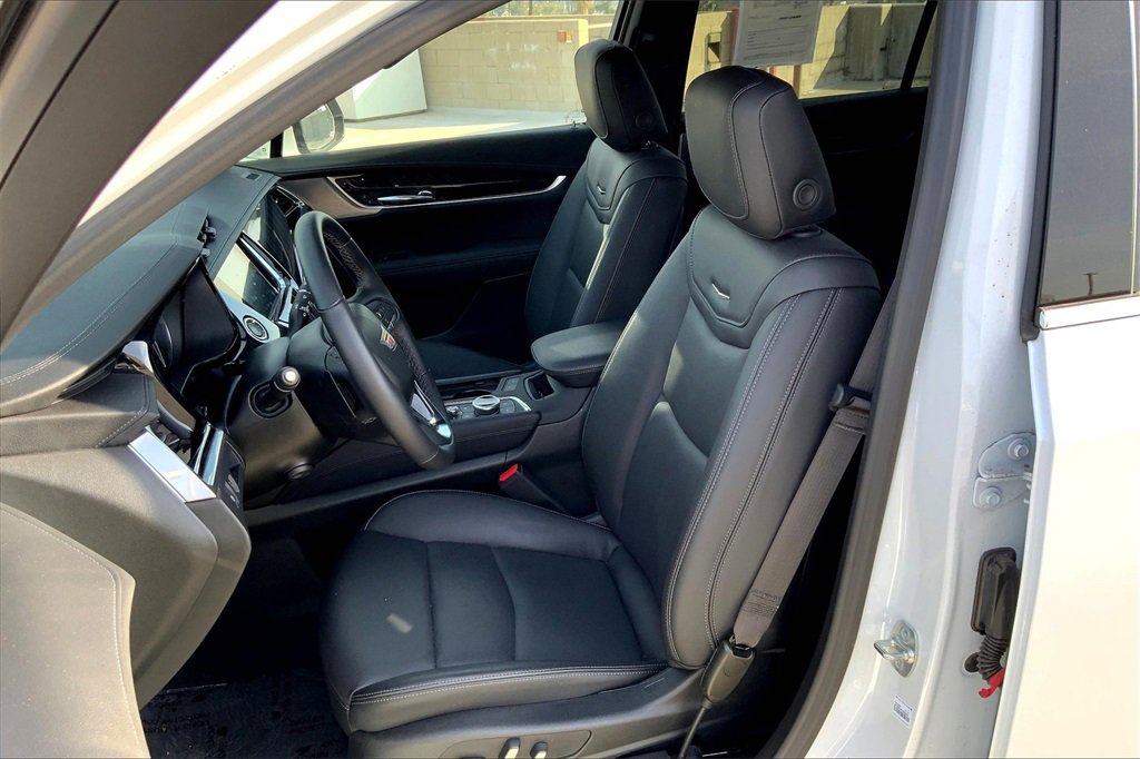 2024 Cadillac XT6 Premium Luxury photo 10