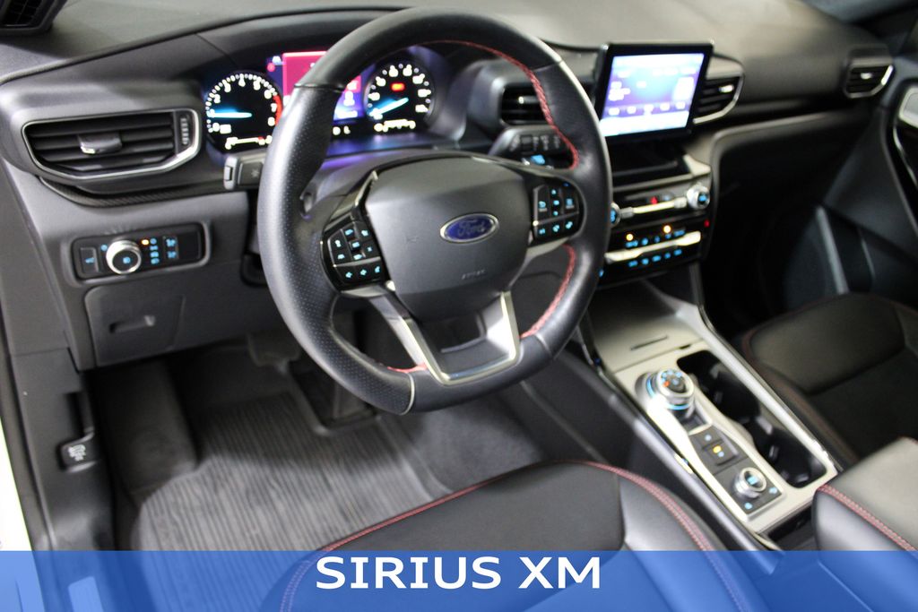 2022 Ford Explorer ST-Line photo 9