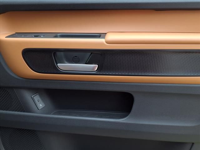 2025 Volkswagen ID. Buzz Pro S photo 23