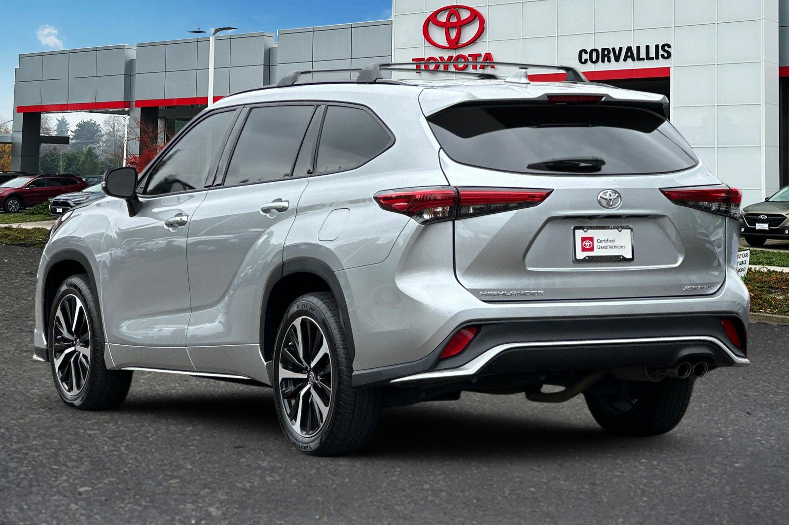 2021 Toyota Highlander XSE photo 5