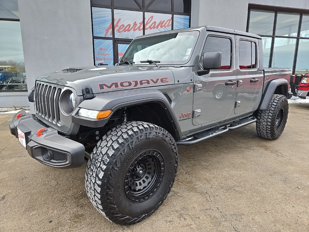 Used 2021 Jeep Gladiator Mojave with VIN 1C6JJTEG7ML600664 for sale in Kansas City