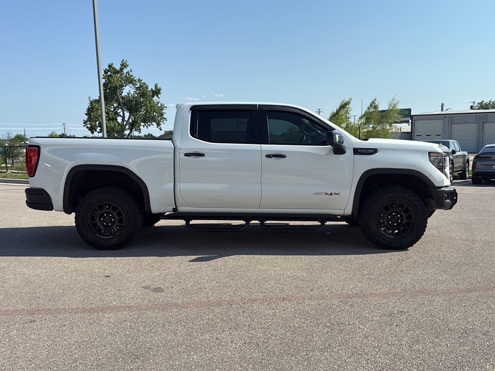 2024 Gmc Sierra 1500 AT4X photo 3