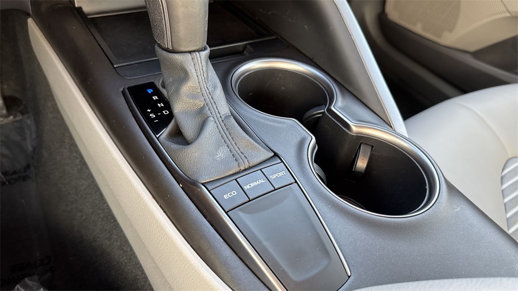 2023 Toyota Camry SE photo 51