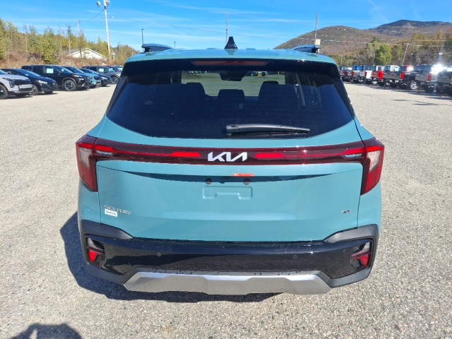 2026 Kia Seltos EX photo 4