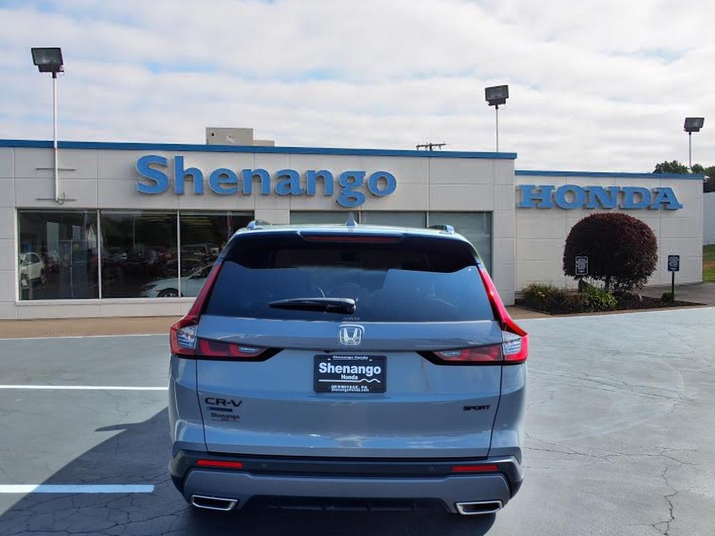 2026 Honda CR-V Hybrid Sport-L photo 3