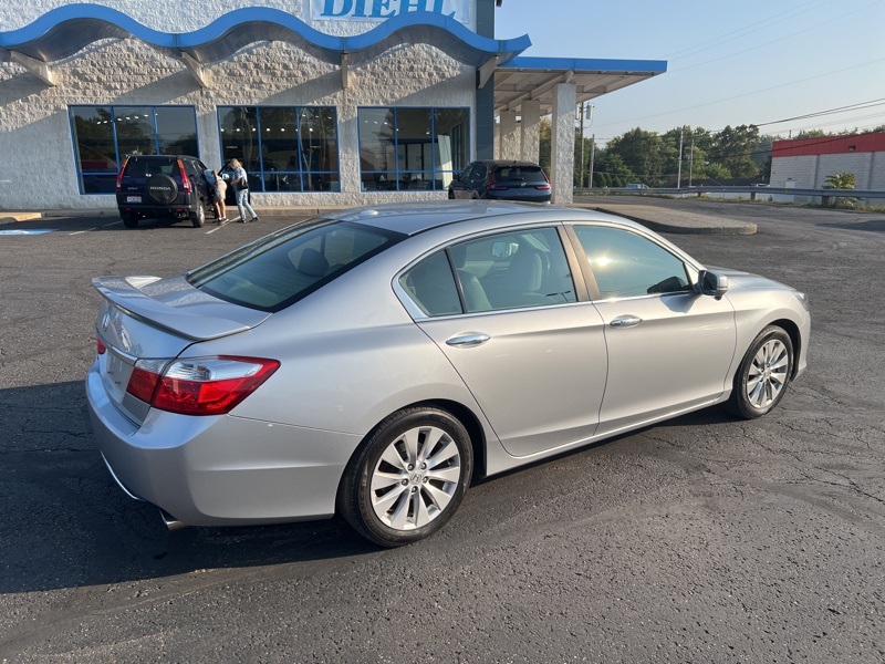 2013 Honda Accord EX-L photo 2