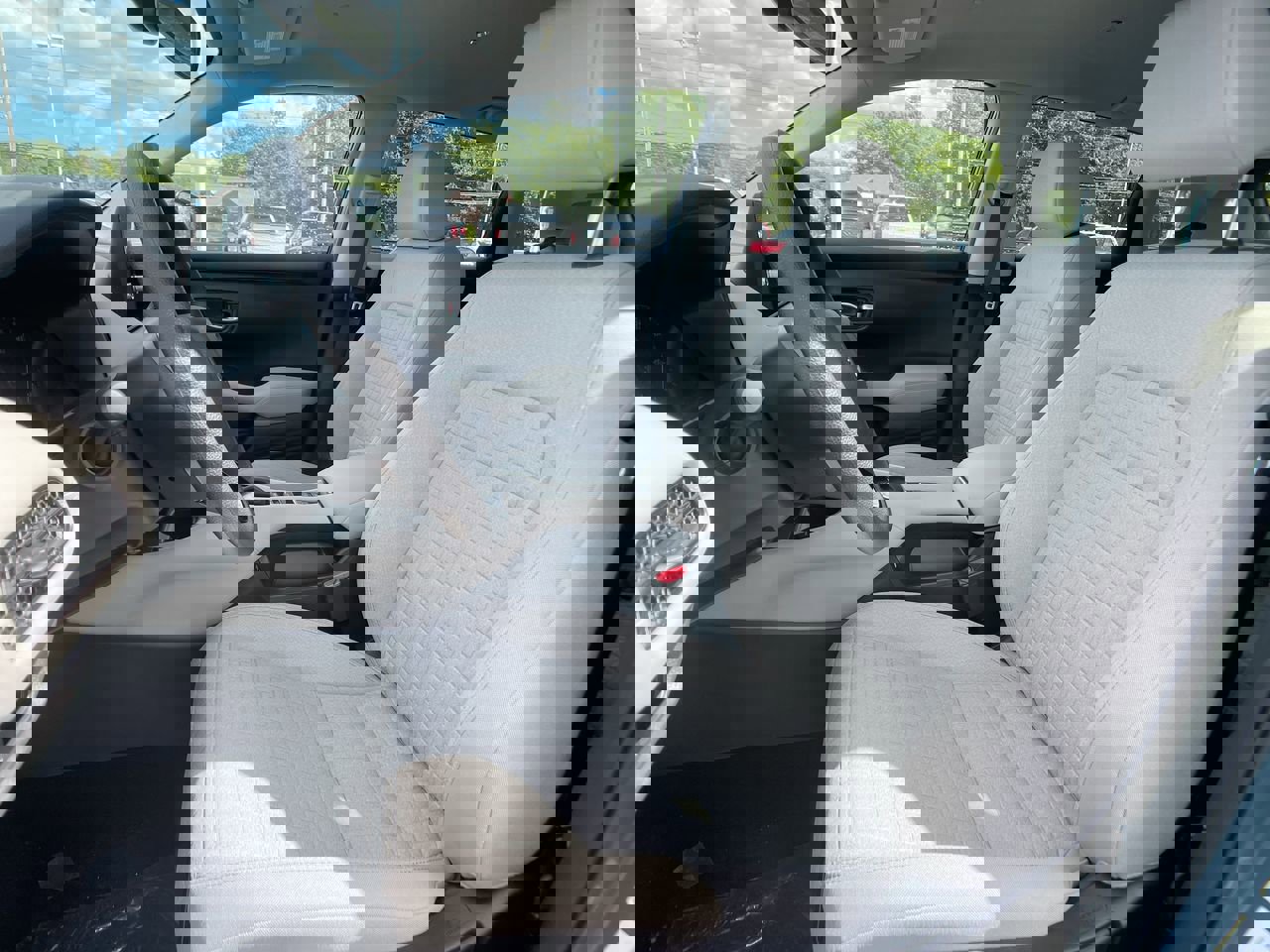 2026 Honda HR-V LX photo 11