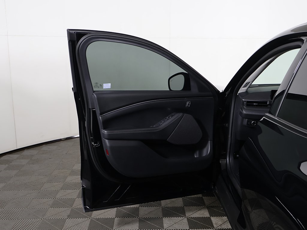 2024 Ford Mustang Mach-E Select photo 13