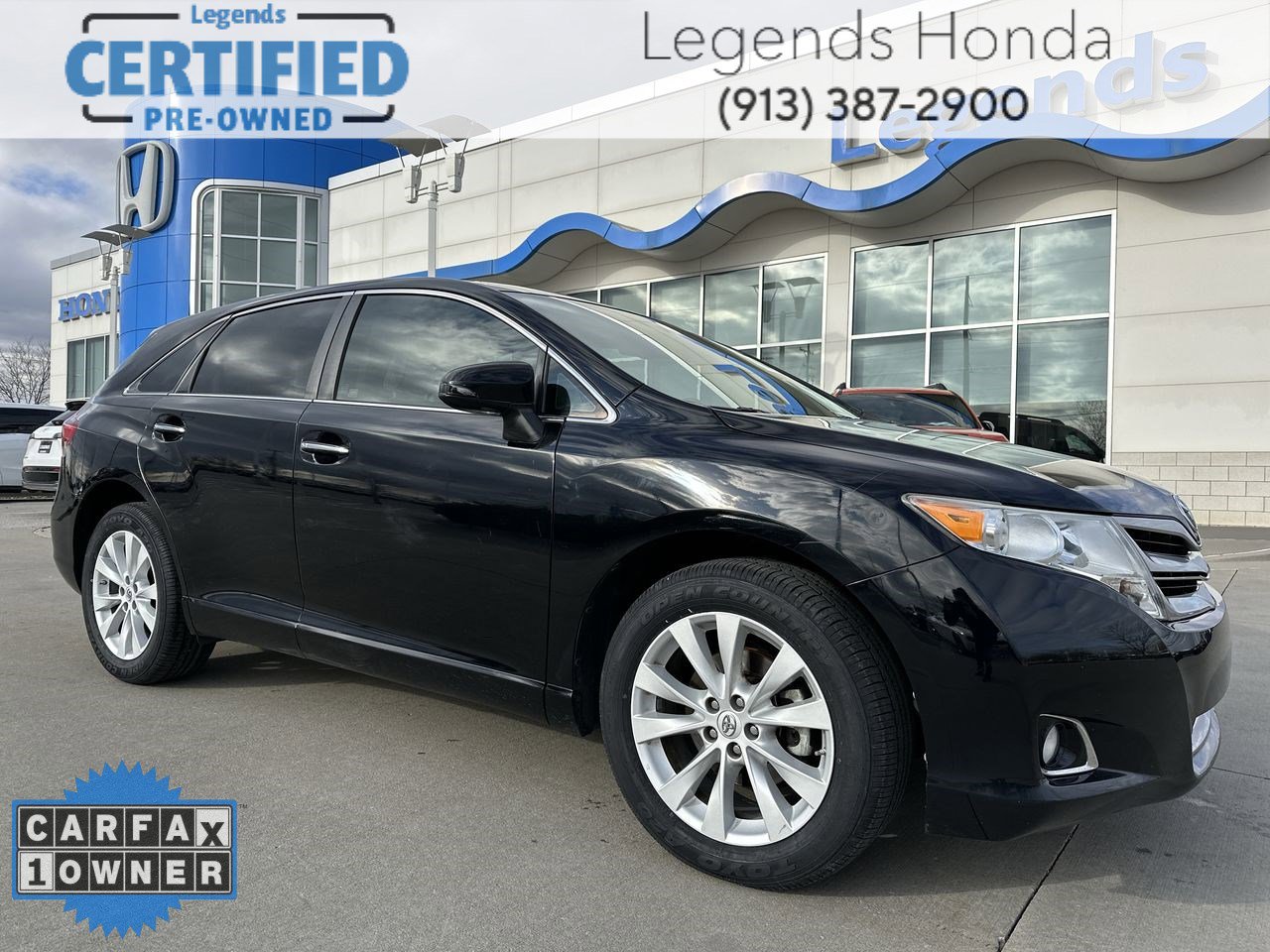 2015 Toyota Venza XLE's photo