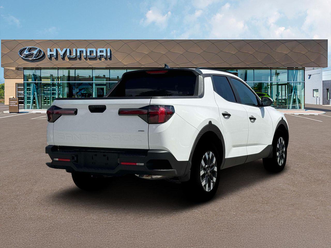2026 Hyundai Santa Cruz SEL photo 2
