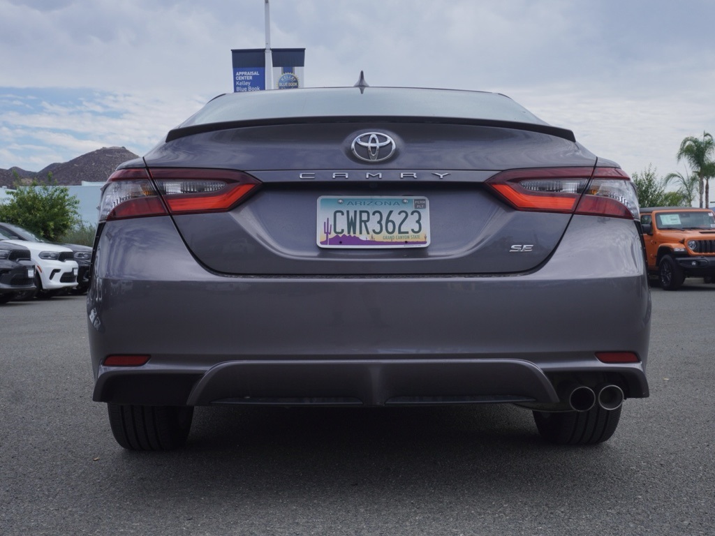 2023 Toyota Camry SE photo 4