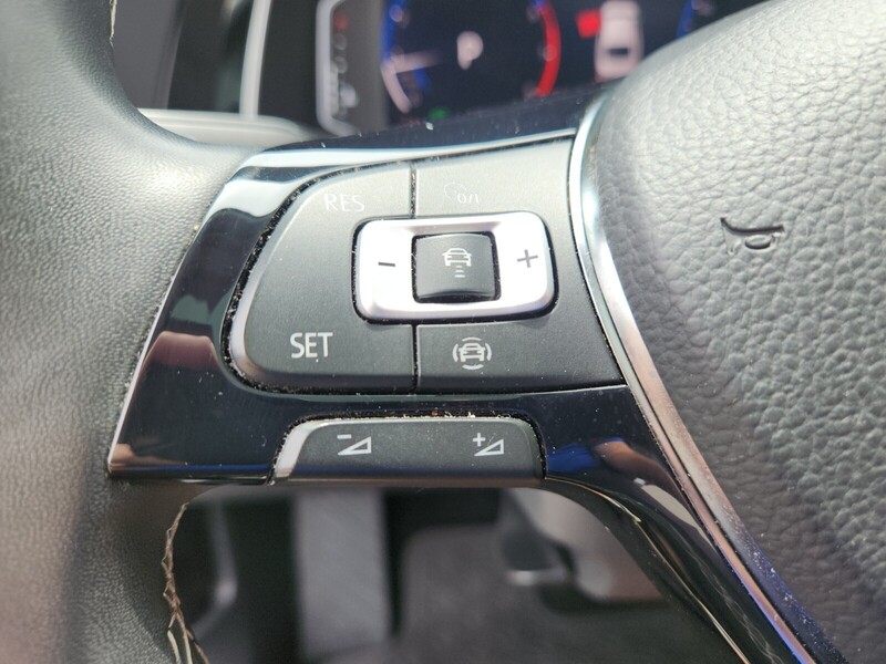 2021 Volkswagen Jetta SEL photo 25