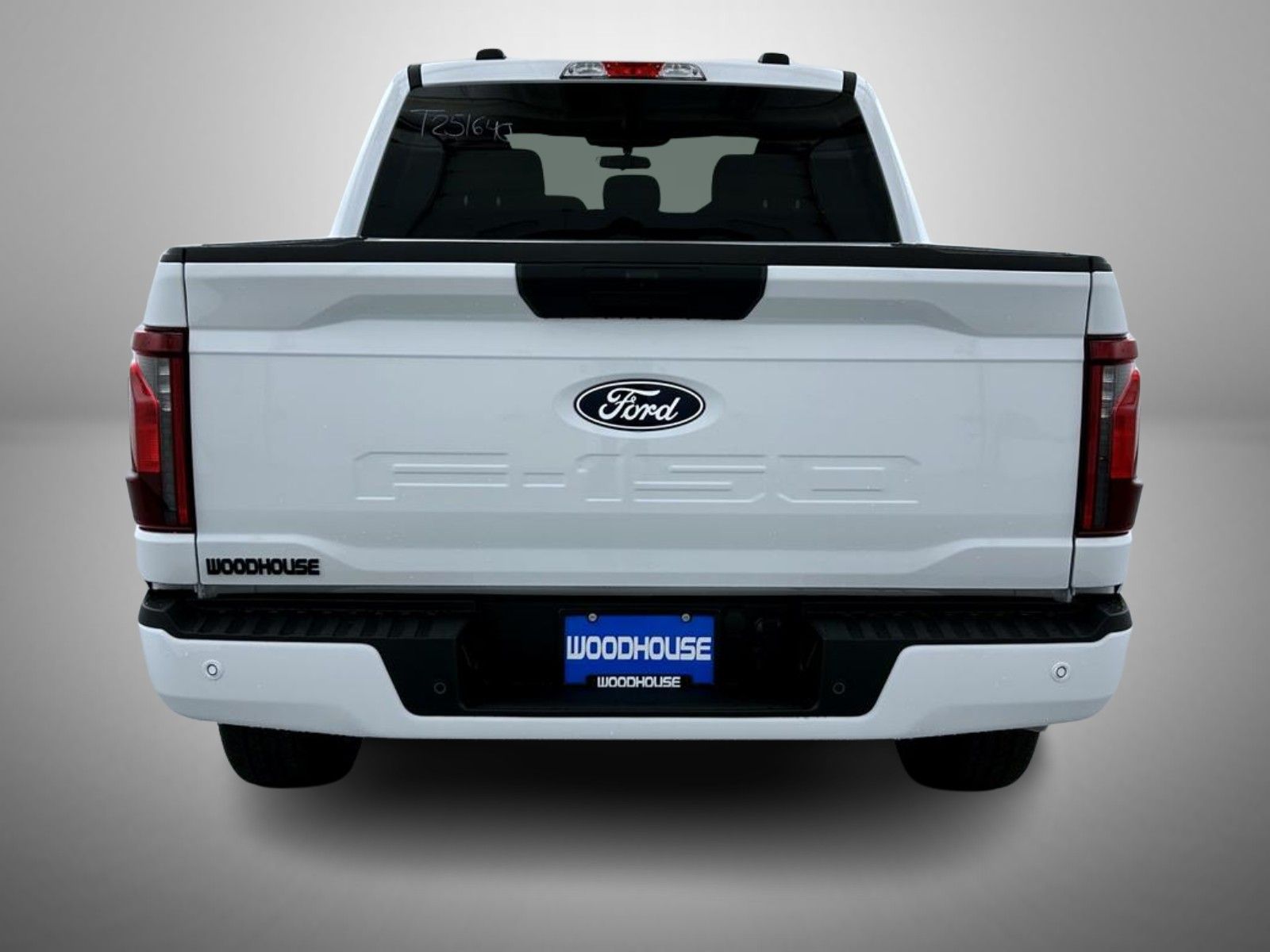 2025 Ford F-150 STX photo 4