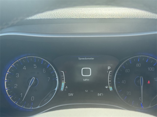 2026 Chrysler Pacifica photo 21