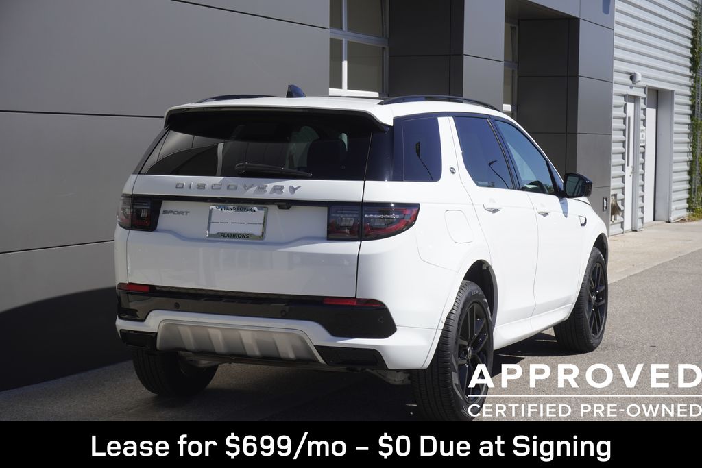 2025 Land Rover Discovery Sport S photo 2