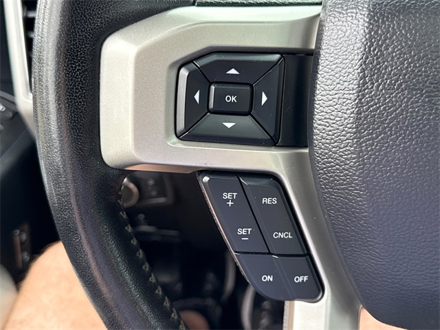 2021 Ford F-350 photo 16
