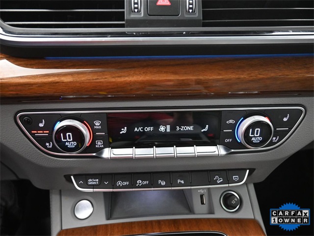 2022 Audi Q5 45 S line Prestige Premium photo 30