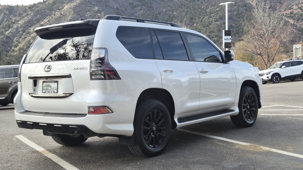 2023 Lexus GX 460 Black Line Special Edition photo 2