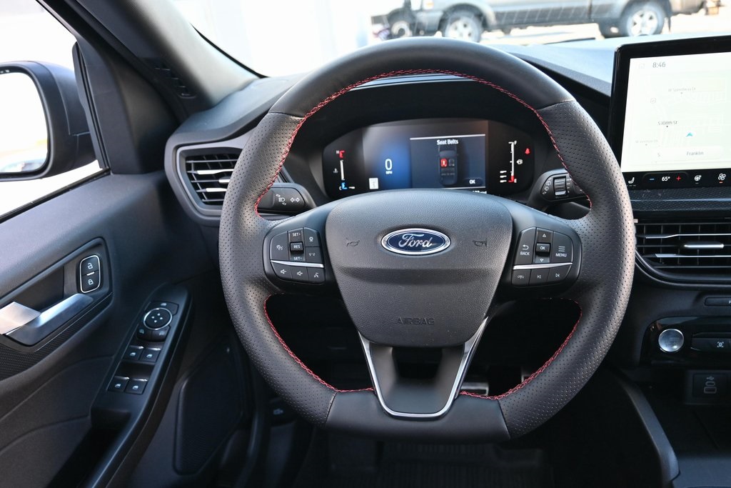 2024 Ford Escape ST-Line photo 31