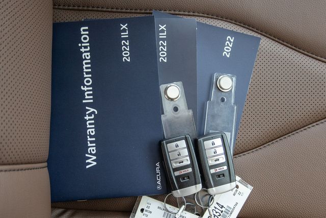 2022 Acura ILX Premium photo 16