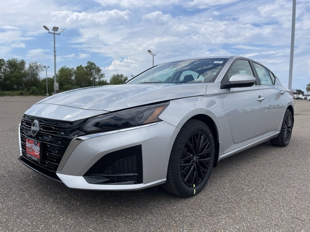 2025 Nissan Altima SV Special Edition photo 3