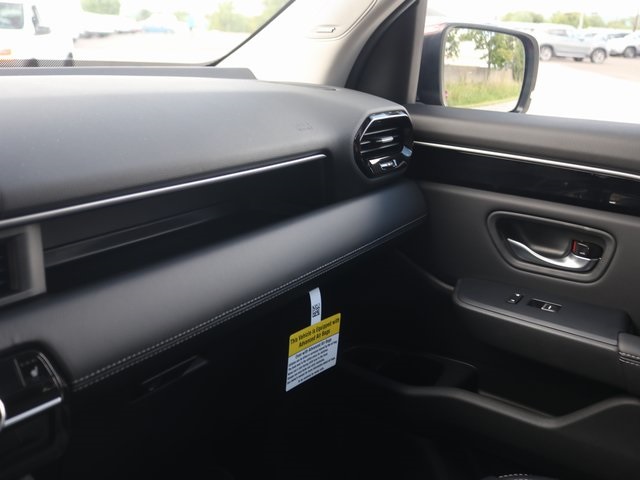 2025 Honda Pilot Touring photo 18