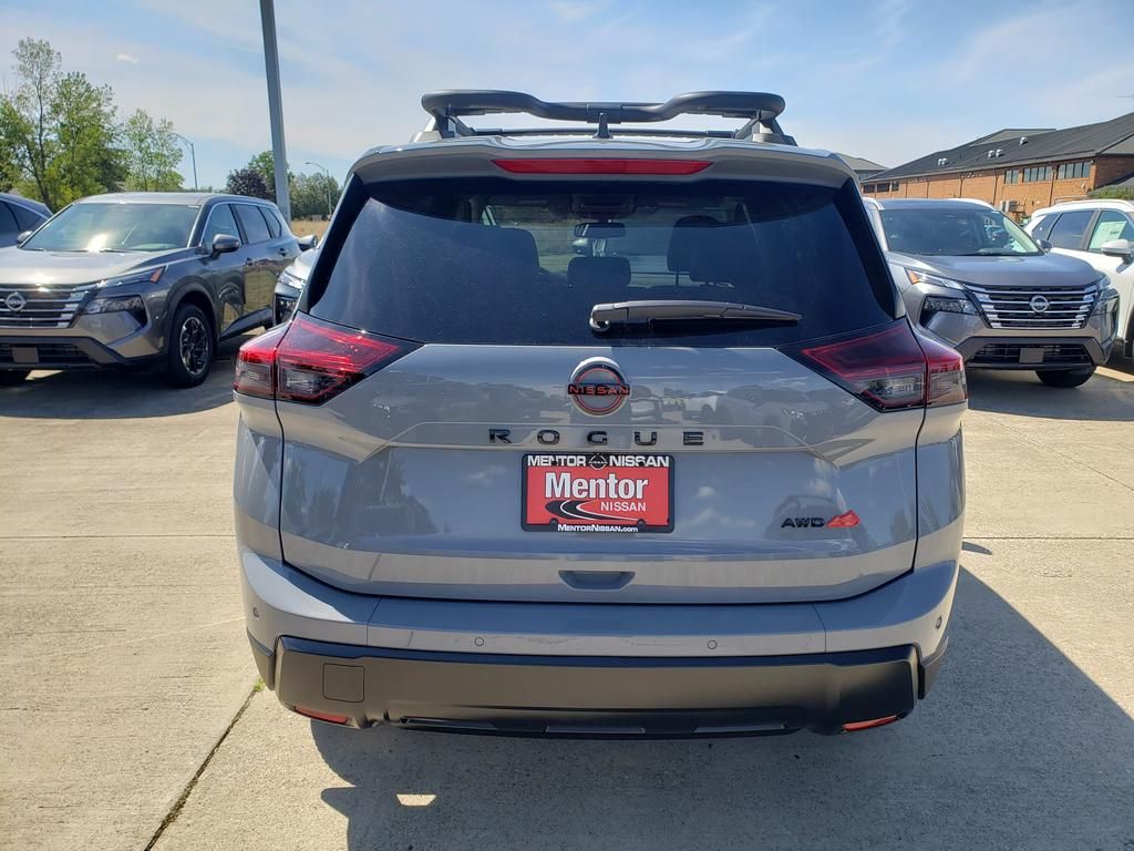 2026 Nissan Rogue SV photo 5