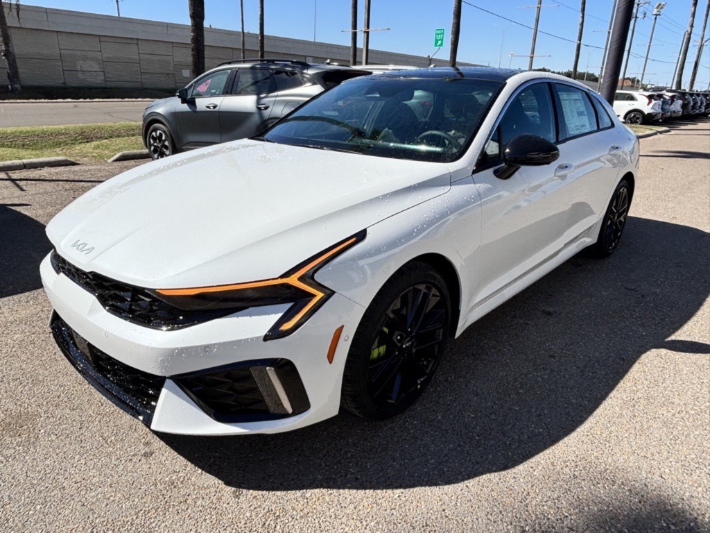 2026 Kia K5 GT photo 3