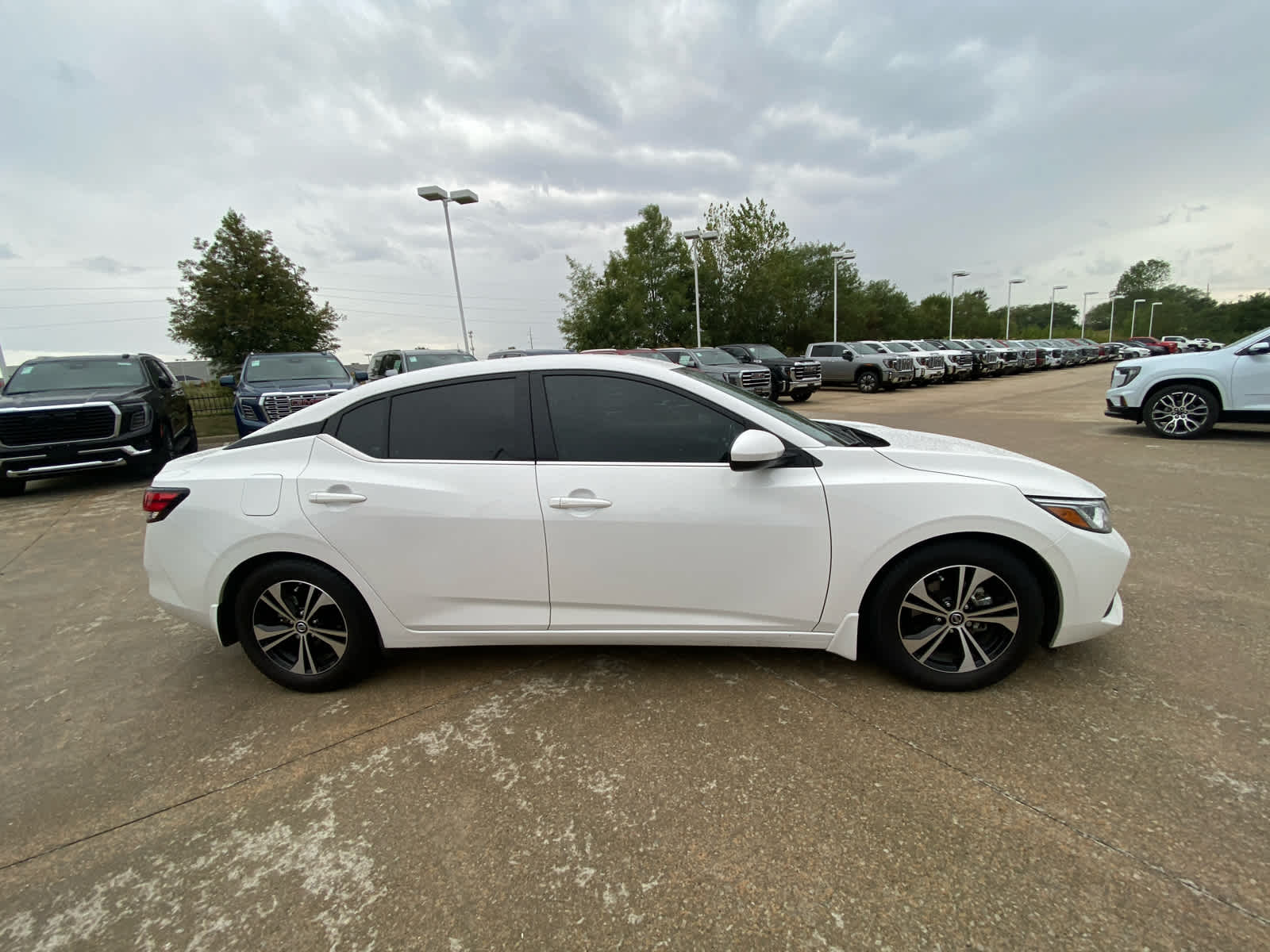 2023 Nissan Sentra SV photo 5