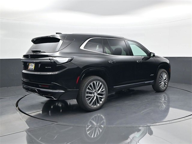 2026 Buick Enclave Avenir photo 4