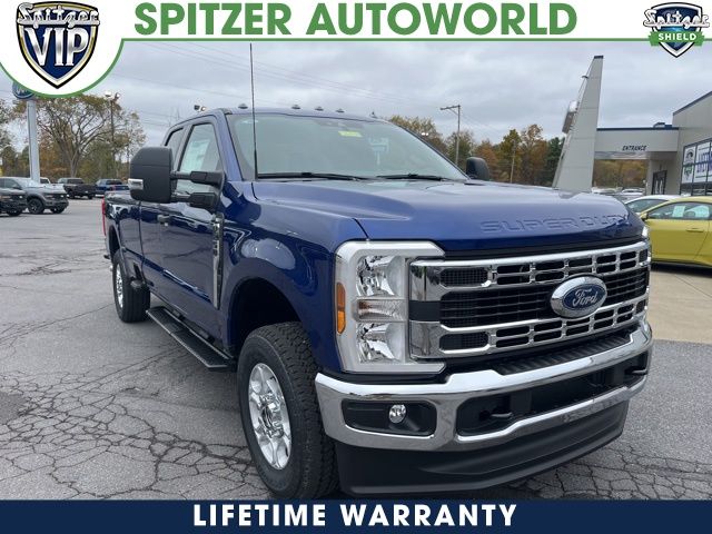 2026 Ford F-250 Super Duty XL's photo