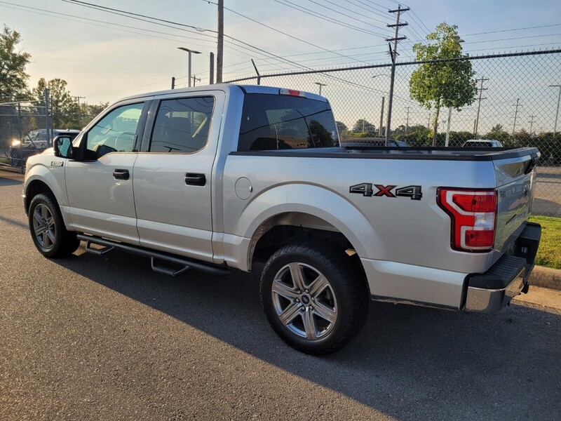 2018 Ford F-150 XLT photo 2