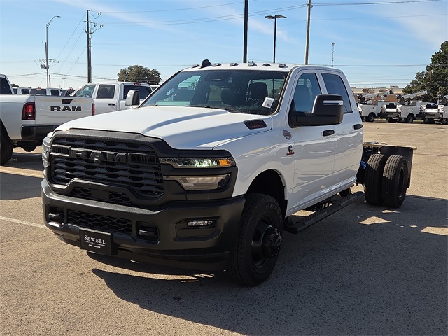 2026 RAM Ram 3500 Chassis Cab Tradesman's photo