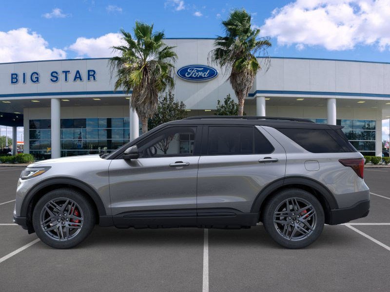 2025 Ford Explorer ST photo 3