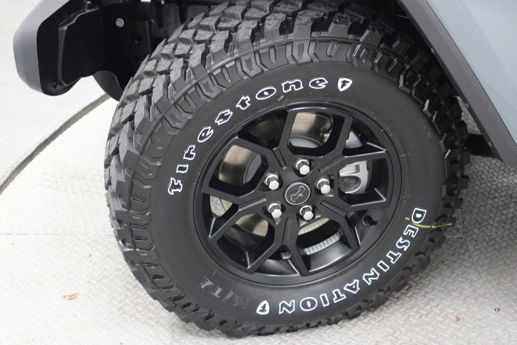 2025 Jeep Gladiator Sport photo 3