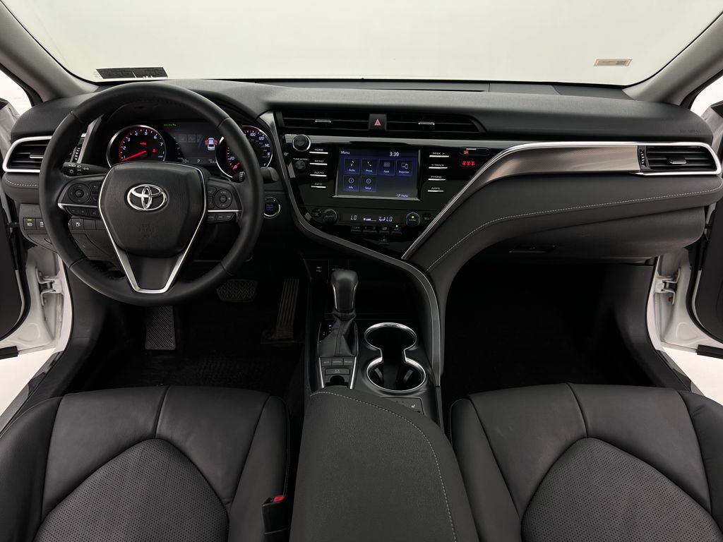 2018 Toyota Camry XSE photo 24