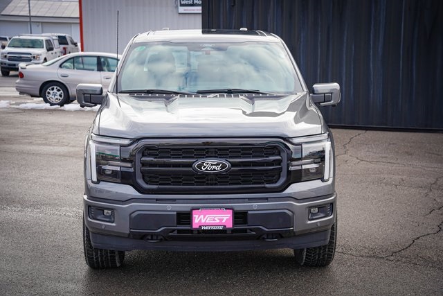 2025 Ford F-150 Lariat photo 2