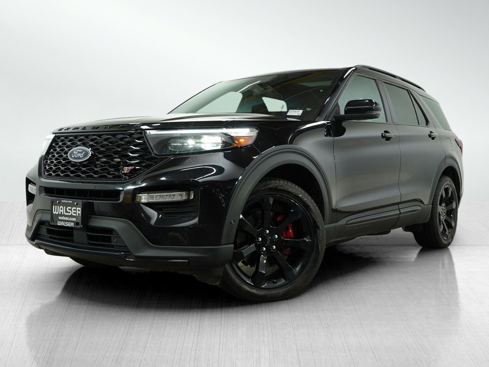 2022 Ford Explorer ST's photo