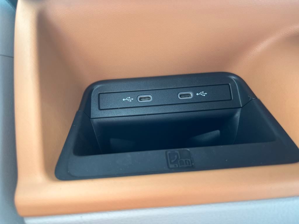 2025 Volkswagen ID. Buzz photo 13